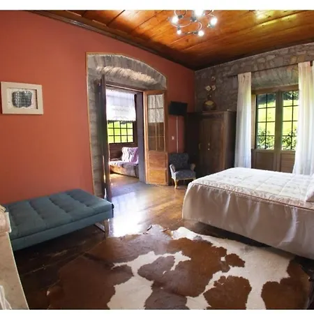 مزرعة للإقامة La Casona De Belmonte *
