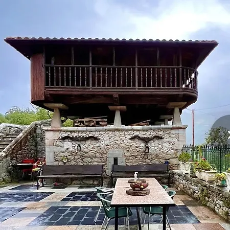 La Casona De Belmonte * Ovinana (Belmonte de Miranda)