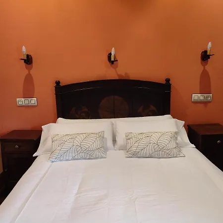 La Casona De Belmonte مزرعة للإقامة *