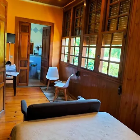 La Casona De Belmonte Agroturismo Ovinana (Belmonte de Miranda)
