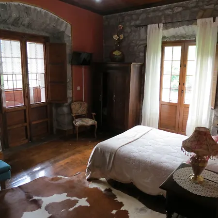La Casona De Belmonte مزرعة للإقامة