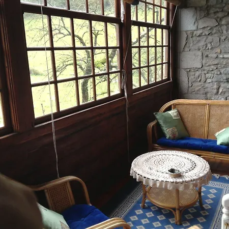 Farma La Casona De Belmonte Ovinana (Belmonte de Miranda)