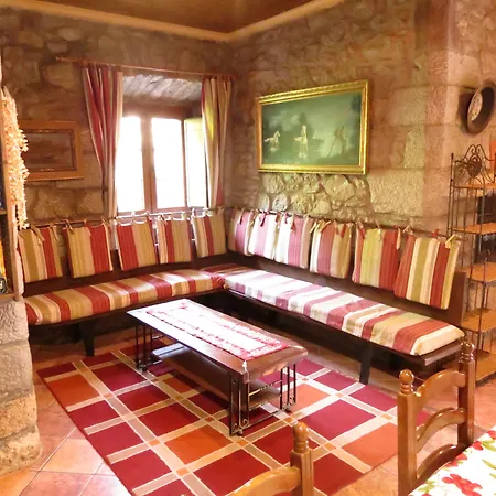 مزرعة للإقامة La Casona De Belmonte Ovinana (Belmonte de Miranda)