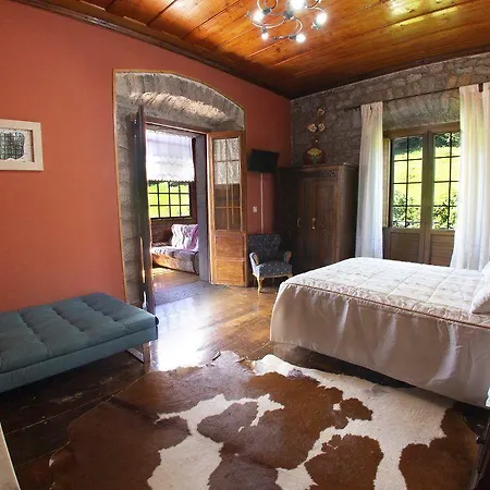 La Casona De Belmonte Ovinana (Belmonte de Miranda)