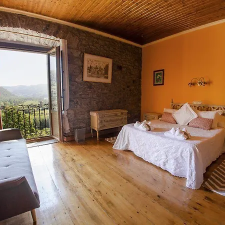 Farma La Casona De Belmonte Ovinana (Belmonte de Miranda)