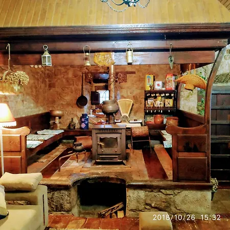La Casona De Belmonte مزرعة للإقامة *
